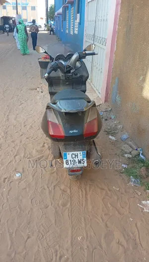 Nouveau Aprilia Atlantic 2004 Noir