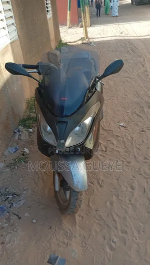 Nouveau Aprilia Atlantic 2004 Noir