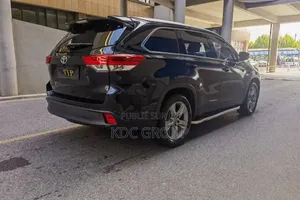 Toyota Highlander 2018 Noir