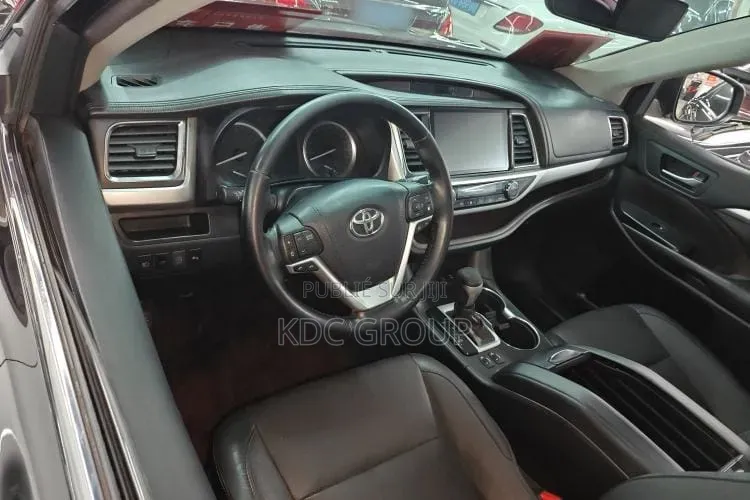 Toyota Highlander 2018 Noir