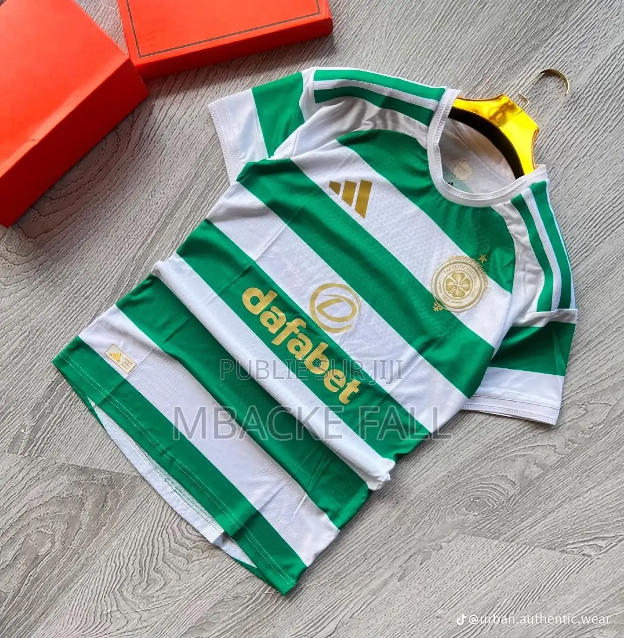 « Le Style Qui Fait La Différence : Découvrez Nos Maillots ! »