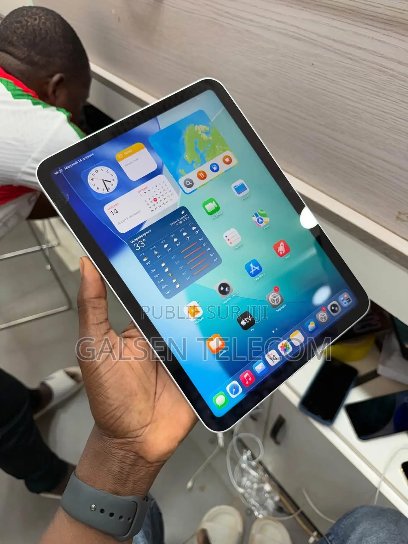Nouveau Apple iPad (2025) 1 TB Gris