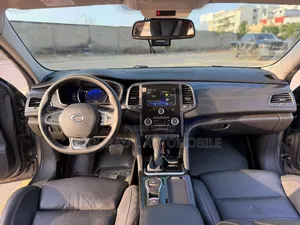 Renault Samsung SM6 2016 Gris