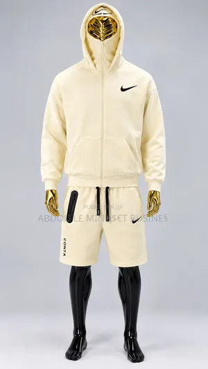 Ensemble Nike Short Pulls Cagoule Capuchon Disponible