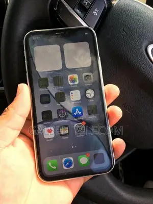Nouveau Apple iPhone XR 128 GB Blanc
