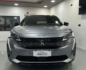 Peugeot 3008 2022 Gris