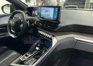 Peugeot 3008 2022 Gris