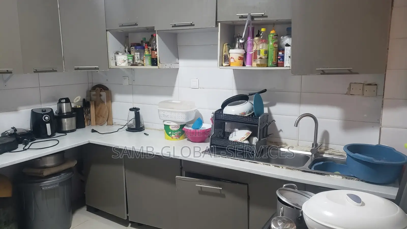 3chbre Appartement dans Yoff à Vendre