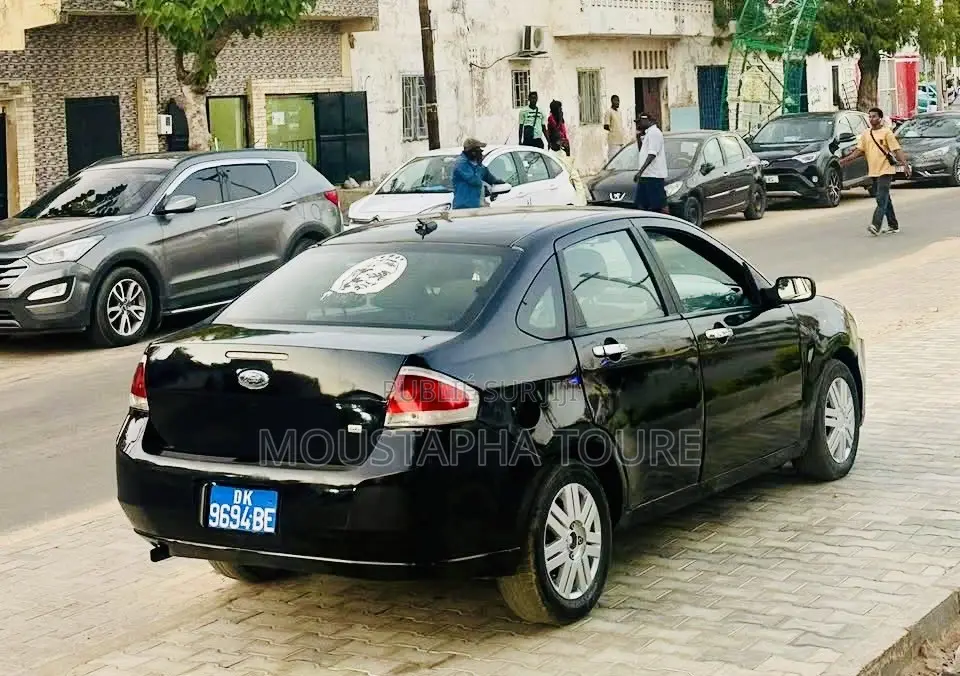 Ford Focus 2011 Noir