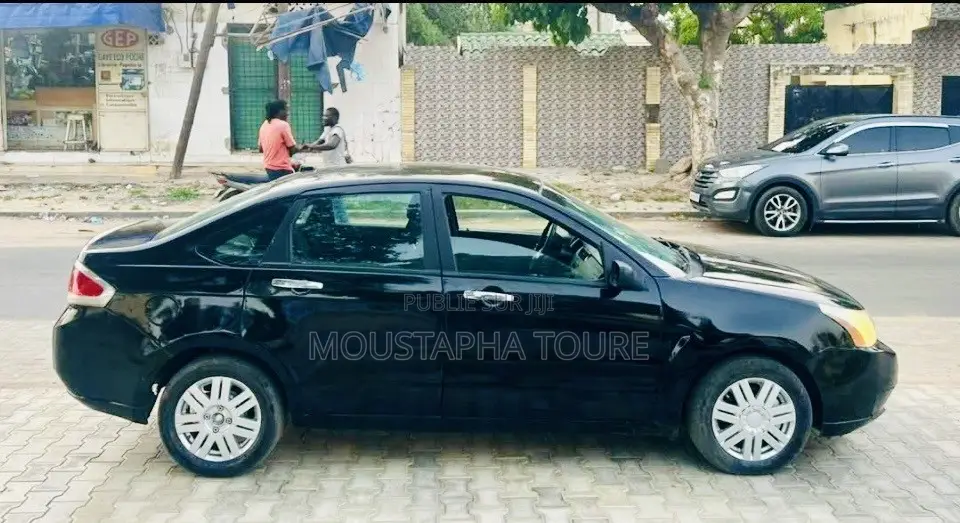 Ford Focus 2011 Noir