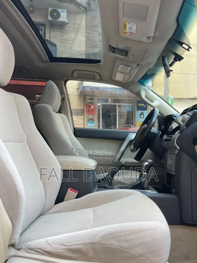 Toyota Land Cruiser Prado 2022 Blanc