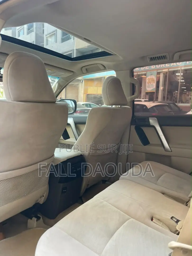 Toyota Land Cruiser Prado 2022 Blanc