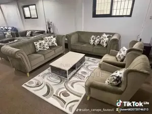 Fauteuils Sublimes Disponible