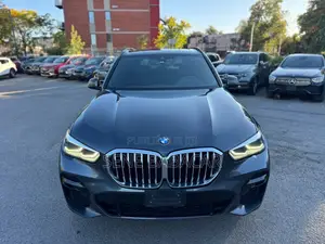 BMW X5 sDrive40i 2023 Gris