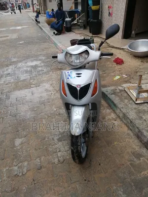 Honda Super Hawk 2004 Gris