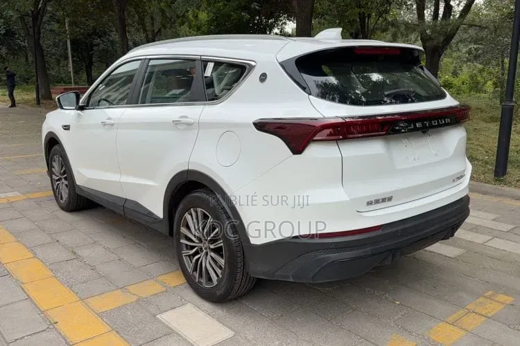 Jetour X70 2024 Blanc