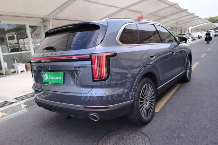 Jetour X70L 2026 Bleu