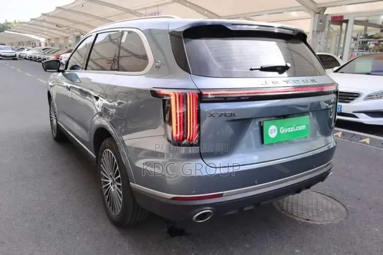 Jetour X70L 2026 Bleu