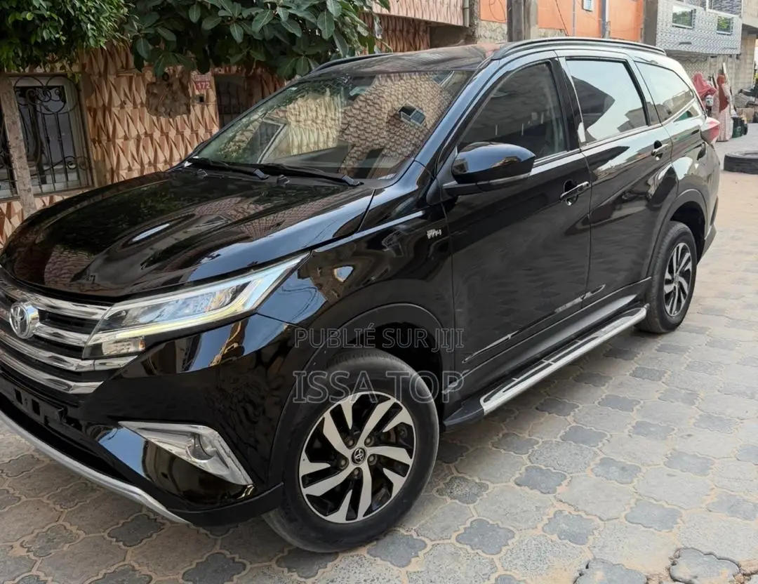 Toyota Rush 2024 Noir