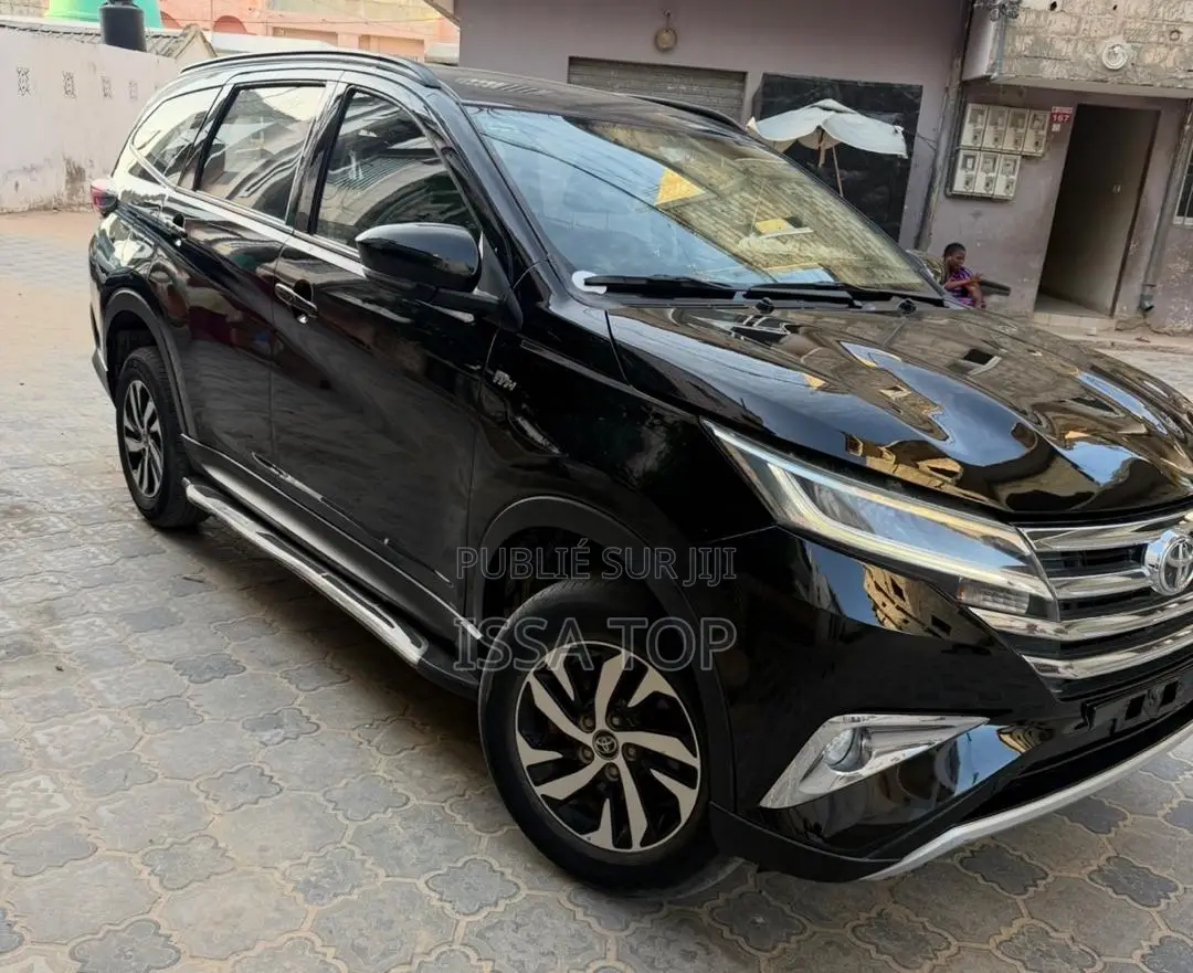 Toyota Rush 2024 Noir