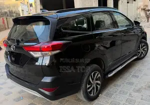 Toyota Rush 2024 Noir
