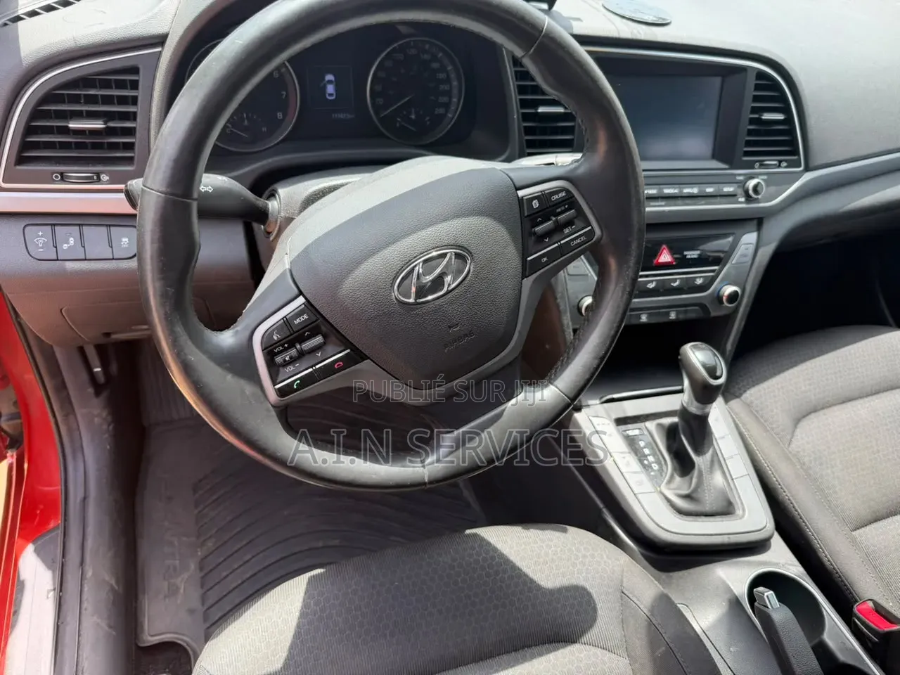 Hyundai Elantra 2017 Orange