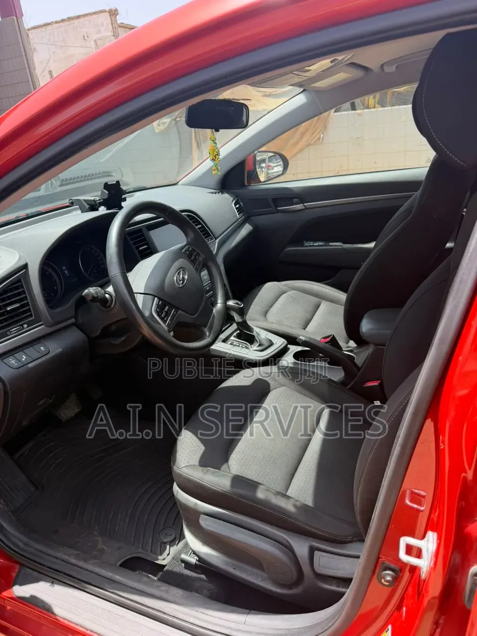 Hyundai Elantra 2017 Orange
