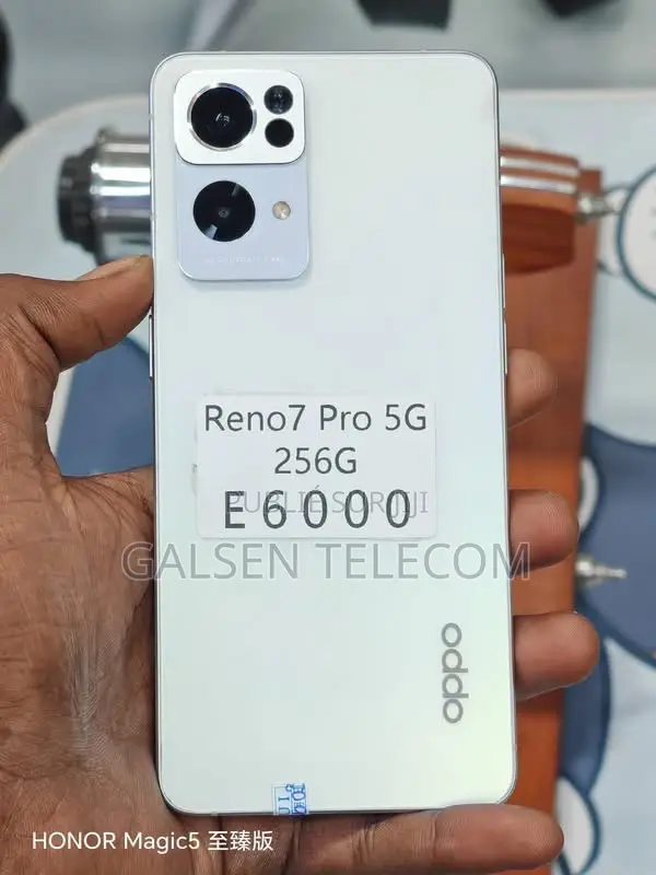 Nouveau Oppo Reno7 256 GB Blanc