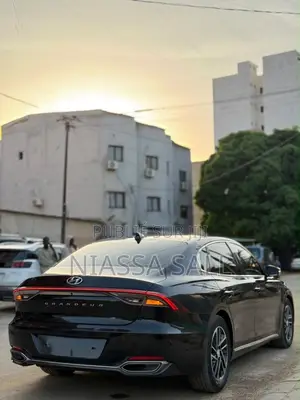 Hyundai Grandeur 2020 Noir