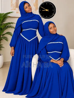 Robe Avec Foulard