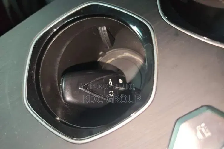 Changan UNI-K 2023 Gris