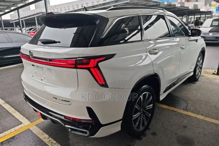 Changan CS75 Plus 2023 Blanc