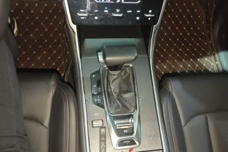 Changan CS75 2023 Gris