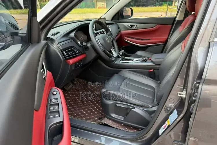 Changan CS75 2023 Gris