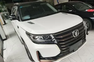 Changan CS95 2021 Blanc