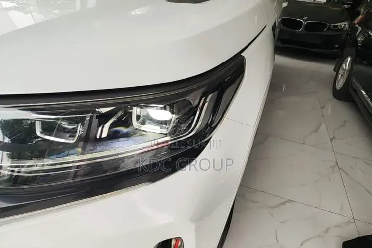 Changan CS95 2021 Blanc