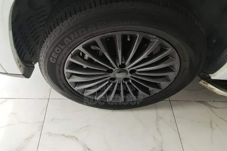 Changan CS95 2021 Blanc