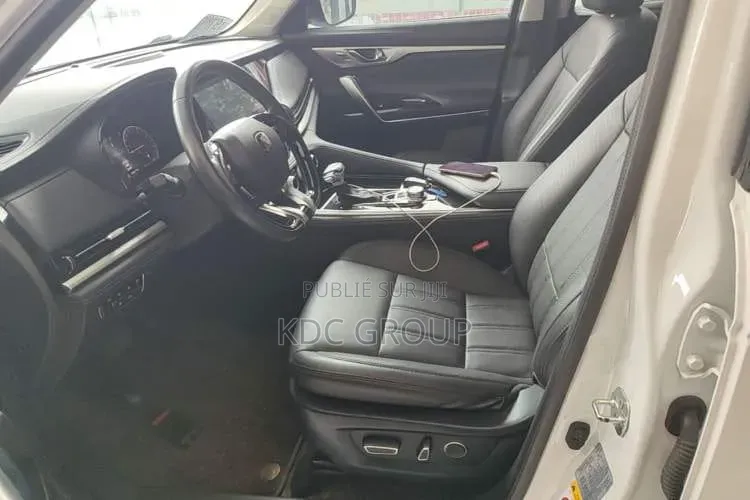 Changan CS95 2021 Blanc