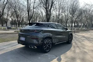 Changan UNI-T 2023 Gris