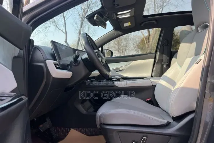 Changan UNI-T 2023 Gris