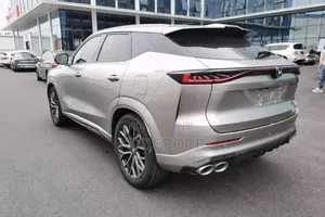 Changan UNI-Z 2025 Argenté