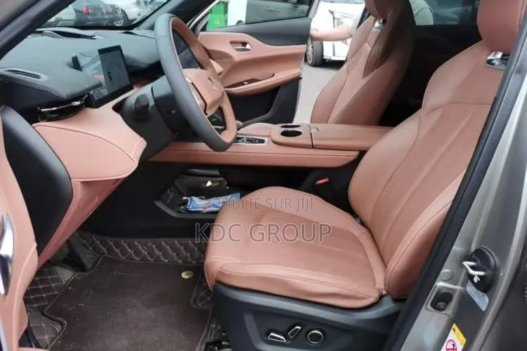 Changan UNI-Z 2025 Argenté