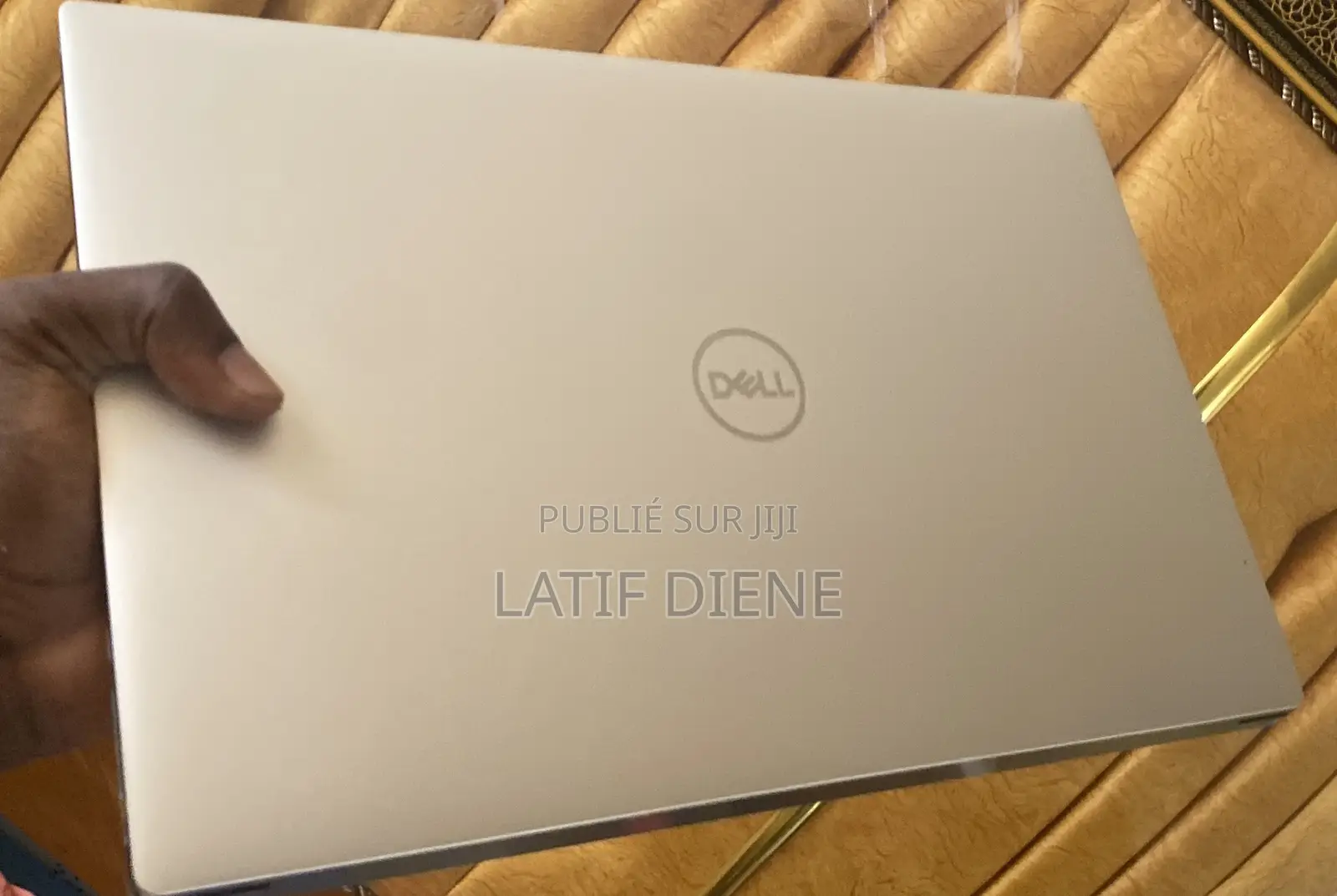Ordinateur portable Dell XPS 15 9500 16GB Intel Core i7 SSD 256GB