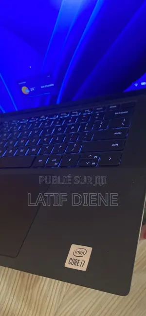 Ordinateur portable Dell XPS 15 9500 16GB Intel Core i7 SSD 256GB