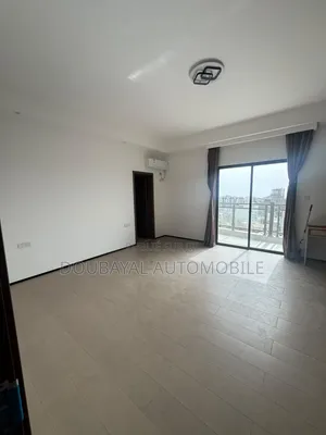 3chbre Appartement dans Almadies Appartement à Vendre