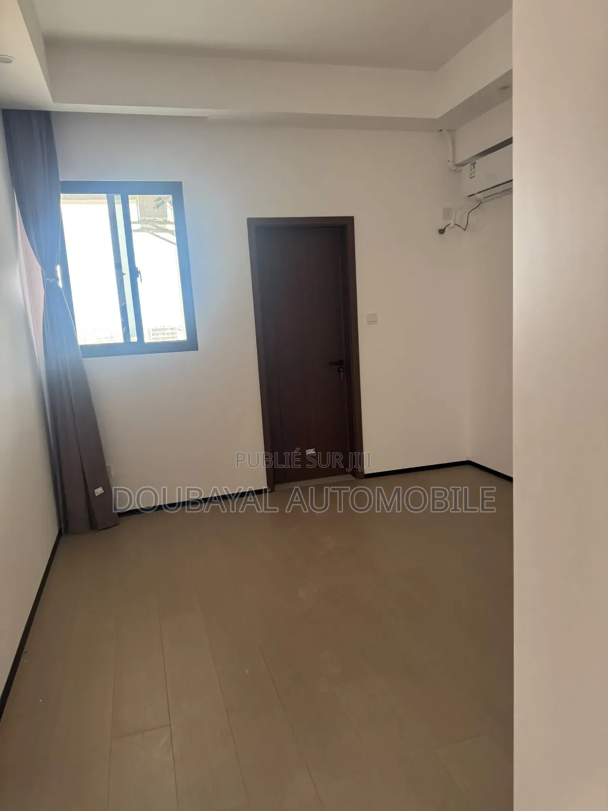 3chbre Appartement dans Almadies Appartement à Vendre