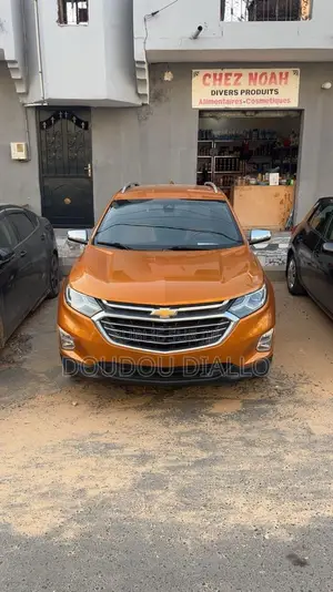 Chevrolet Equinox 2018 Orange