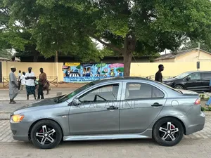 Mitsubishi Lancer 2014 Gris