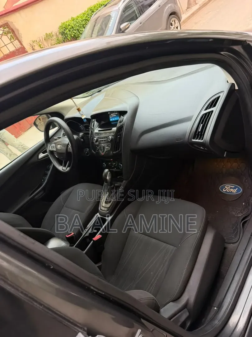 Ford Focus 2017 Gris