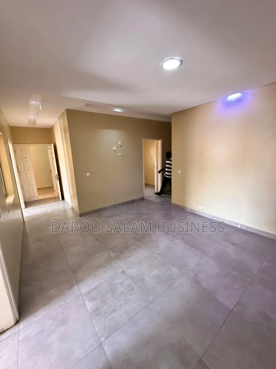 3chbre Appartement dans Ouakame, Yoff à Louer